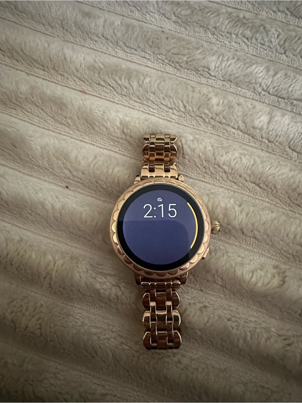 Kate Spade Scallop Smartwatch 2